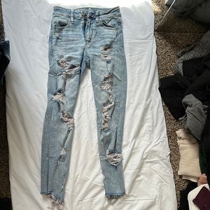 American eagle cropped size 2 skinny jeans
